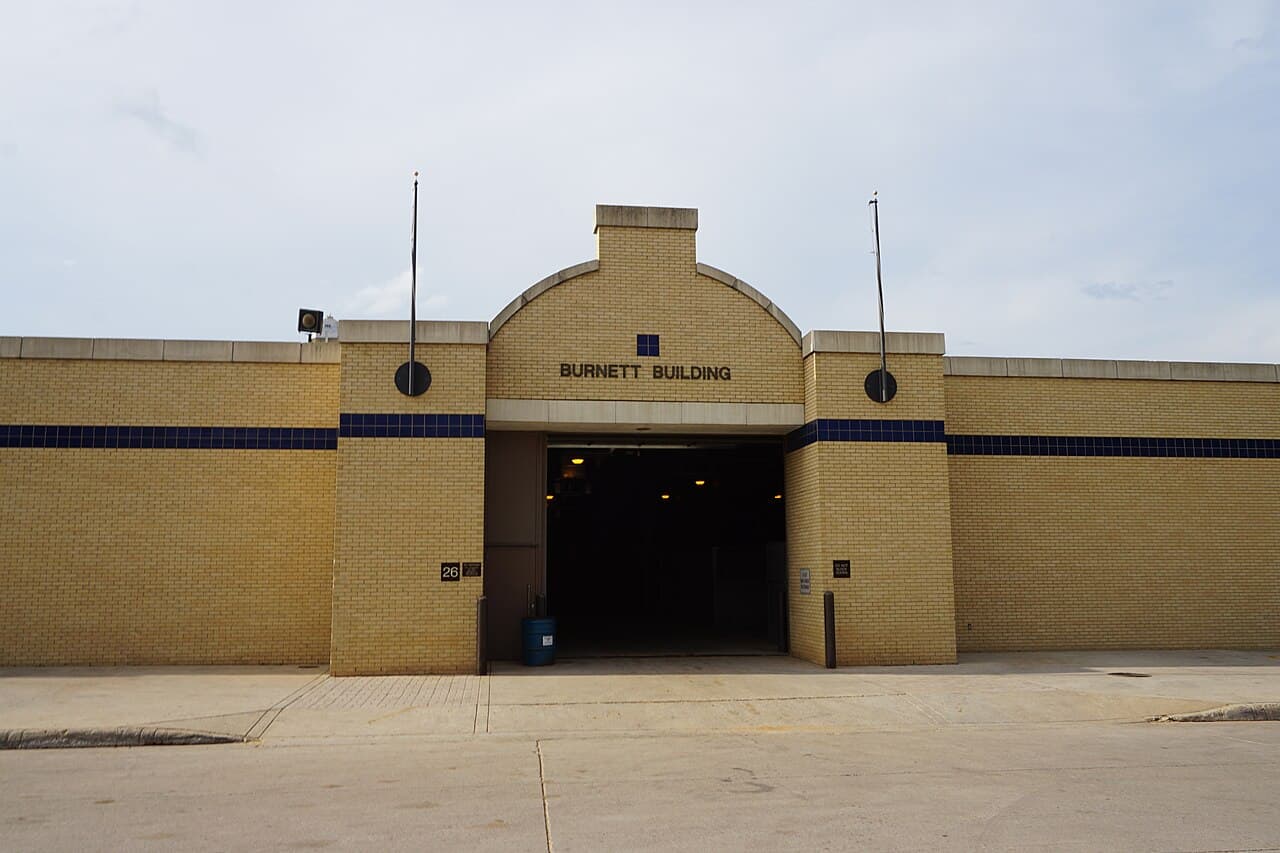 Photo of Burnett Building